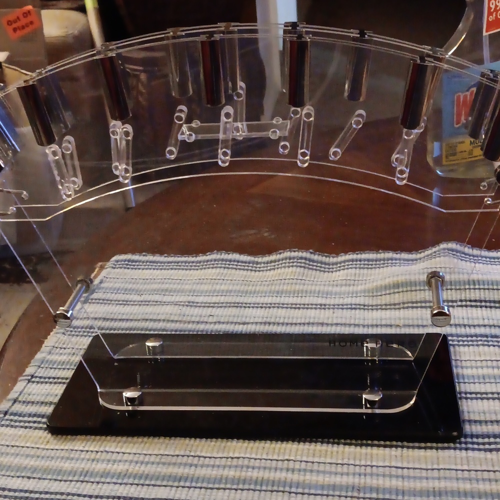 Acrylic Knife Holder